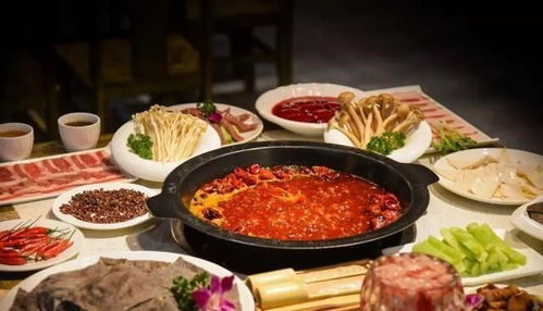 火锅店服务员为何总在你吃完后迅速收走空盘？原来背后藏着这些服务套路