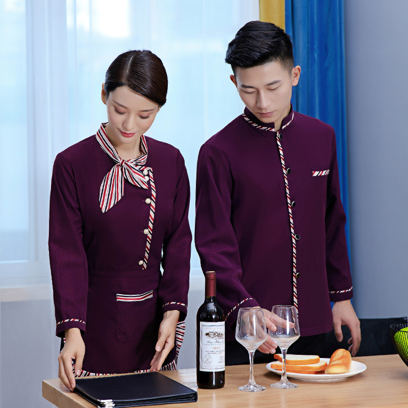 秋日暖意，服务新风尚 新款长袖火锅餐饮女服务员套装解析